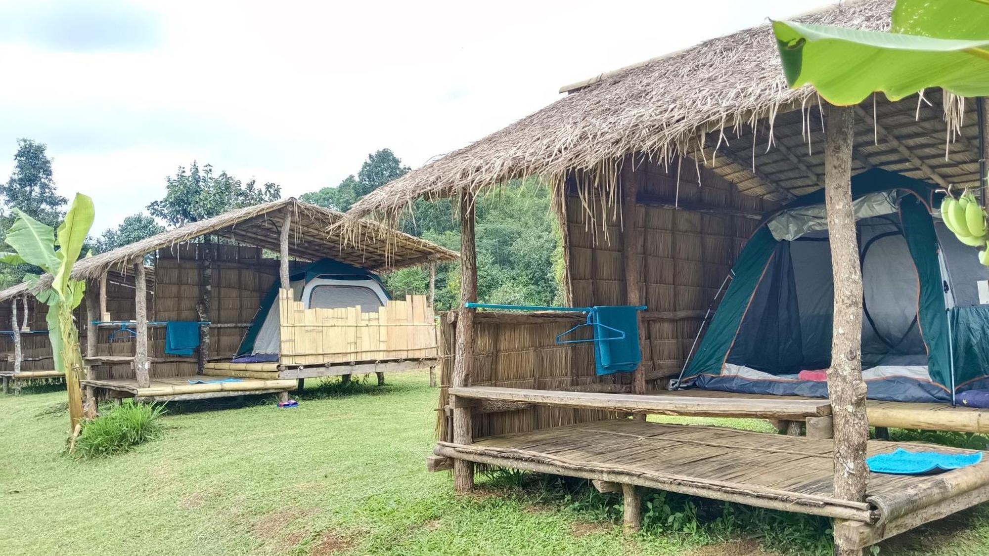 ไร่นิธิสุนทร Nithisoonthon Farmstay Mae Hong Son Exterior foto